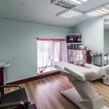 Салон красоты Сахарин в Москве