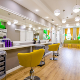 Салон красоты Багамы для мамы в Санкт-Петербурге